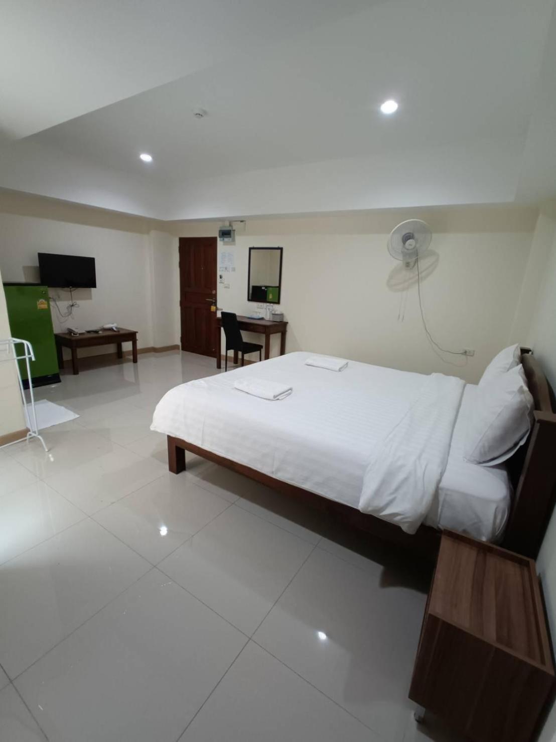 Canary House Rachawong คานารี่ เฮ้าส์ ราชวงศ์ Chiang Mai Cameră foto